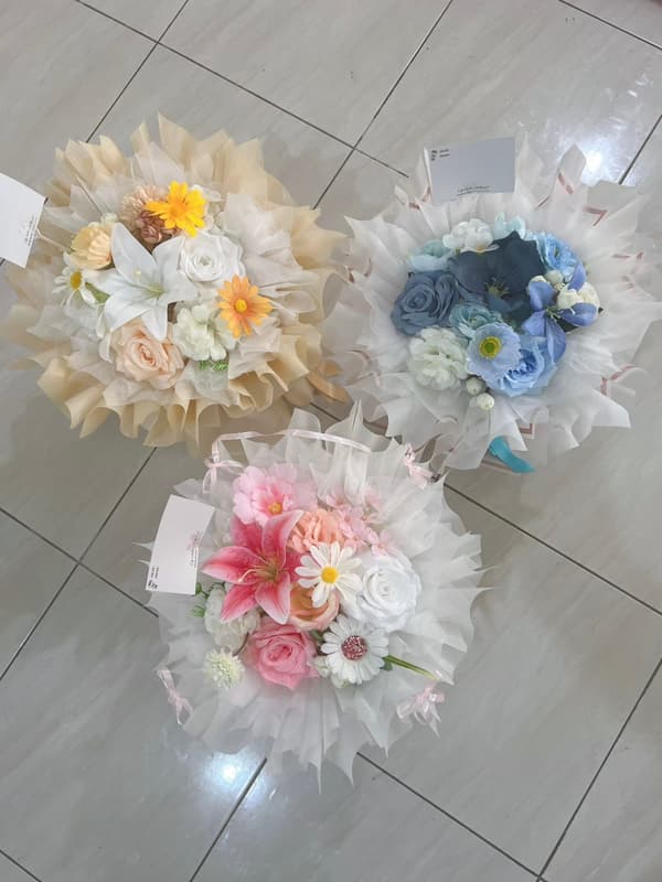 Mix Flower Round Bucket